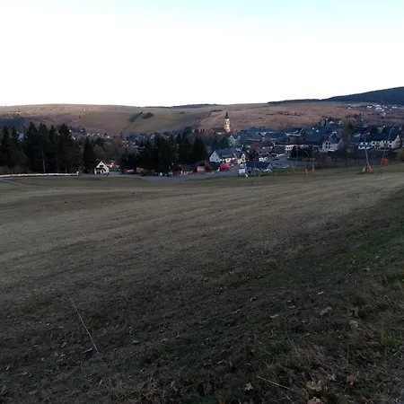Fuer 3 Personen 30 M² Apartment *